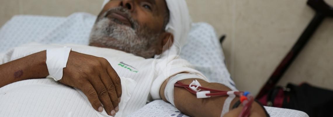 بالصور:معاناة مرضى غسيل الكلى بسبب نقص الدواء اللازم لهم