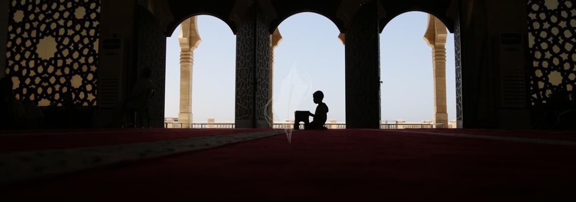 بالصور أجواء إيمانية بمساجد غزة خلال شهر رمضان المبارك