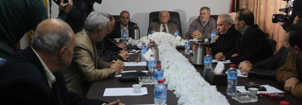 بالصور:بالصور اجتماع الفصائل الفلسطينية بمكتب زكريا الاغا بغزة