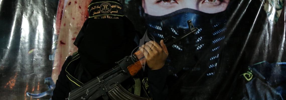 بالصور :شقائق الرجال خلال مشاركتهن بمهرجان رباط الدم الذى نظمته سرايا القدس