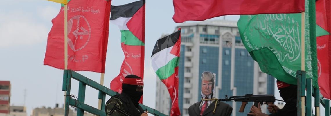 بالصور:الجبهة الشعبية تنظم مسيرةٍ حاشدة رفضاً لزيارة ترامب الى الأراضي الفلسطينية وتضامنا مع الاسرى