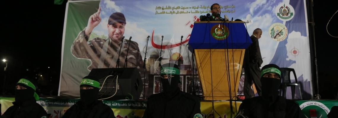 بالصور: مهرجان تأبين الشهيدمازن  فقها في ساحة الكتيبة بغزة