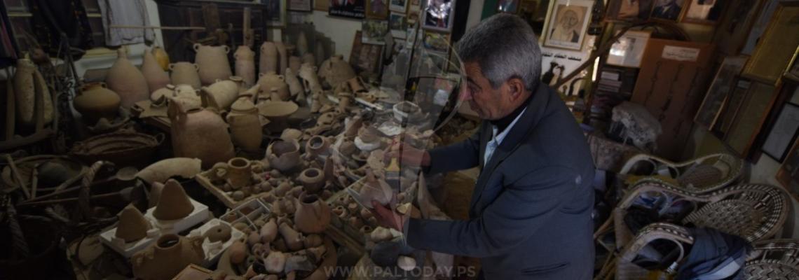 متحف العقاد "بخانيونس" ..جهد فردي حافظ على كنوز حضارات سكنت فلسطين