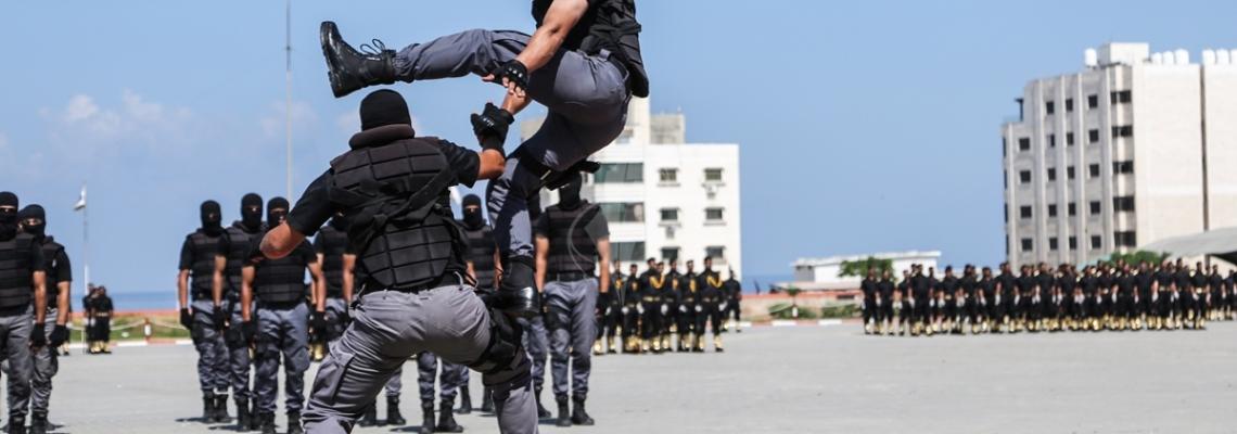 بالصور: وزارة الداخلية في غزة تخرج فوج الوحدة بالمديرية العامة للتدريب