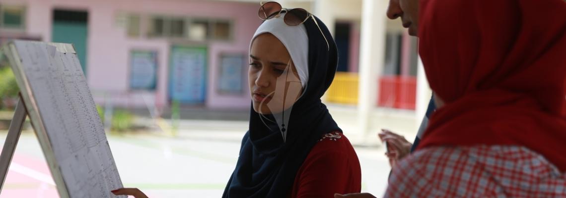 بالصور: إعلان نتائج الثانوية العامة في غزة