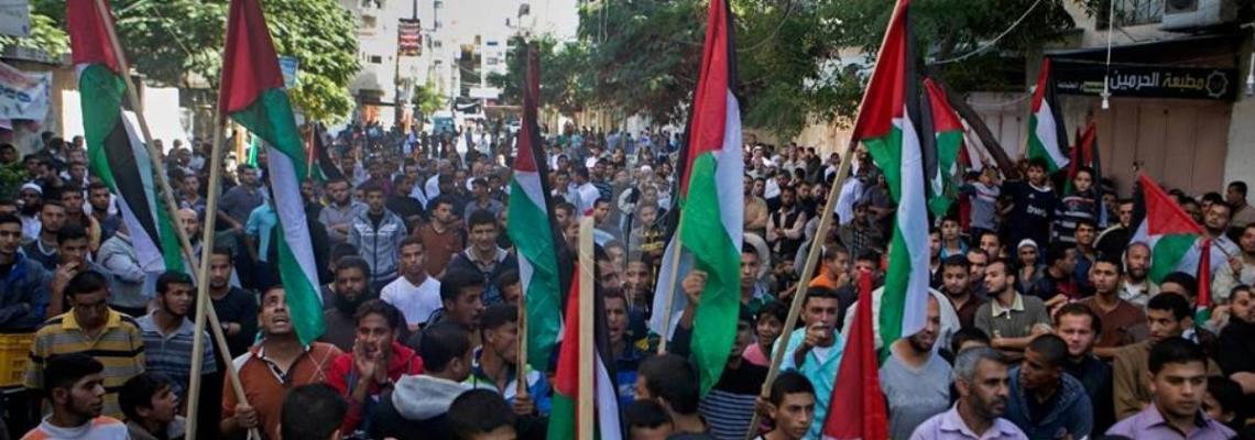 بالصور:بالصور:مسيرة حاشدة بخانيونس لحركتي الجهاد الاسلامي وحماس في جمعة شهداء الخليل