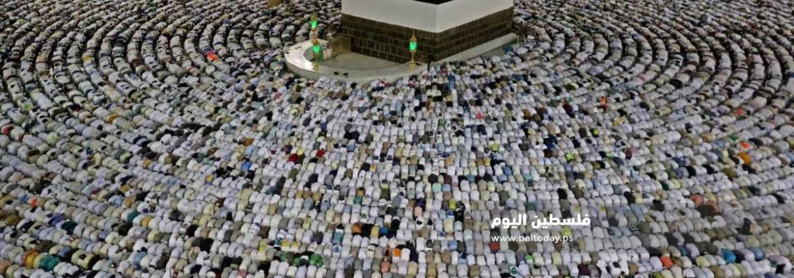 حجاج بيت الله في مكة مع بدء توافدهم من أقطار العالم لأداء مناسك الحج