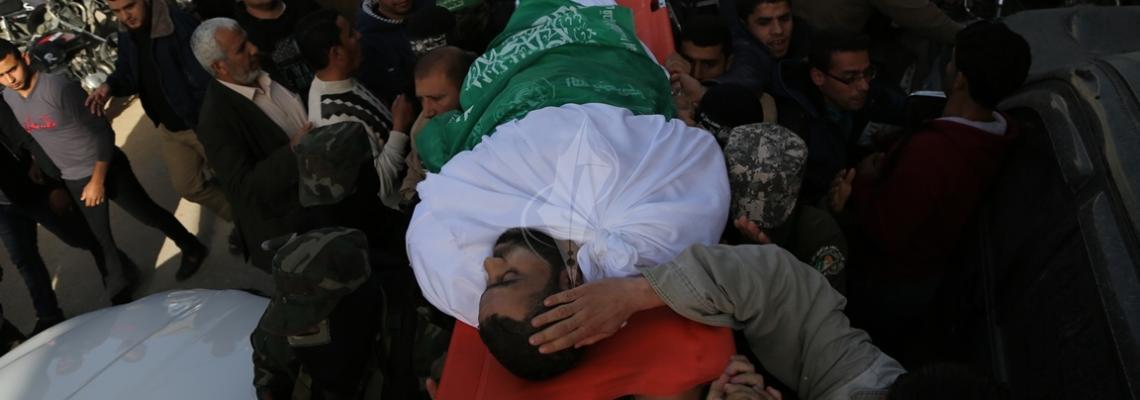 بالصور :جنازة الشهيد القسامى عبدالسلام البطنيجي في حى الشجاعية