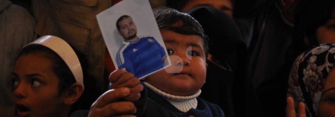 الأطفال يتضامنون مع الأسرى في سجون الاحتلال