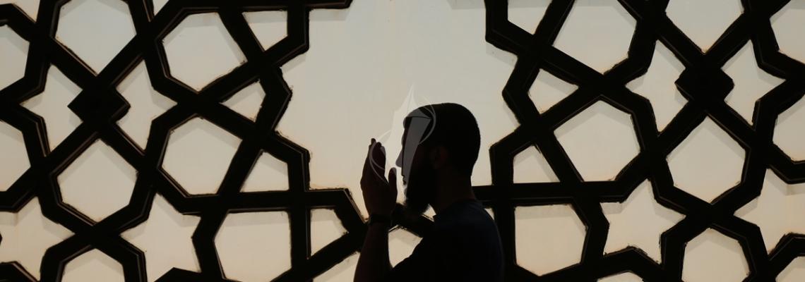 بالصور : مساجد قطاع غزة عامرة بالمصلين في اول أسبوع من رمضان