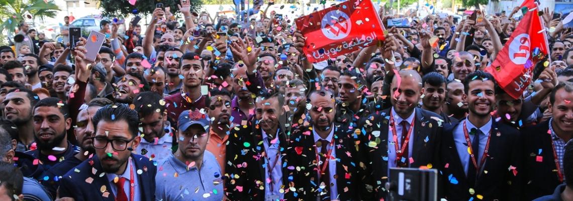 بالصور: عدسة فلسطين اليوم الإخبارية ترصد افتتاح مقر شركة الوطنية موبايل في مدينة غزة