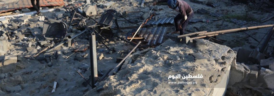 آثار القصف الصهيوني على غزة الليلة الماضية