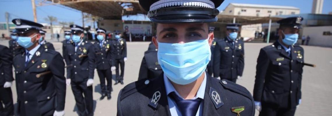 حفل تخريج الفوج الثامن من بكالوريوس العلوم الشرطية والقانونية بكلية الرباط الجامعية بغزة وفق إجراءات الوقاية والسلامة