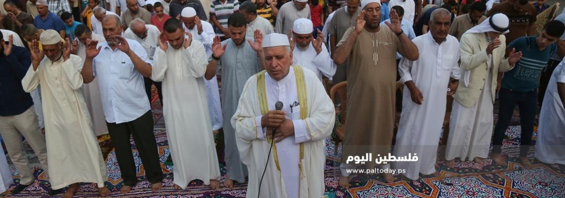 الجهاد تؤدي صلاة عيد الاضحى في العراء تيمنا بسنة النبي صلى الله عليه وسلم