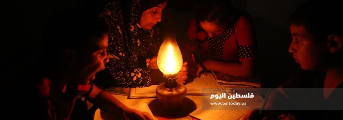 أزمة الكهرباء الجديدة تزيد الحصار وتجهز على ما تبقى من أمل لدى سكان قطاع غزة
