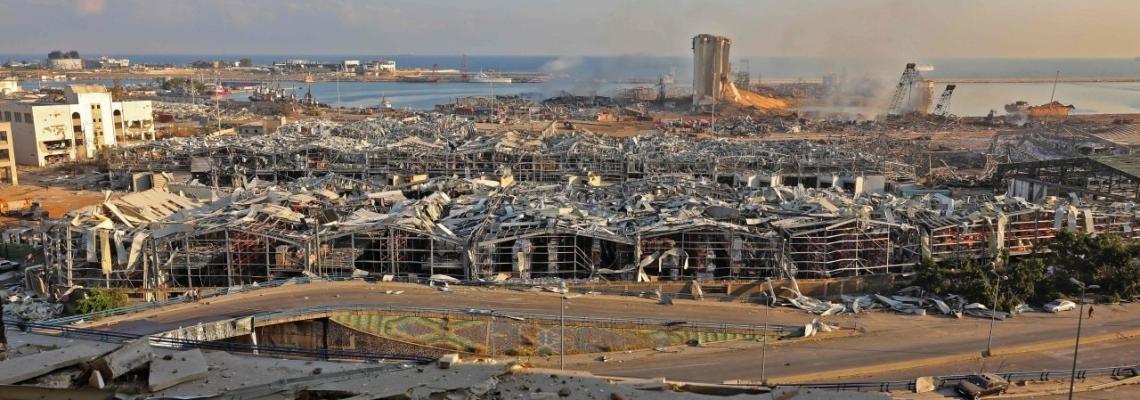 دمار كبير في مرفأ بيروت جراء الانفجار الضخـم