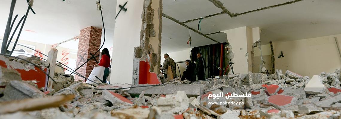  الاحتلال يهدم منزلي الأسيرين يزن مغامس ووليد حناتشة