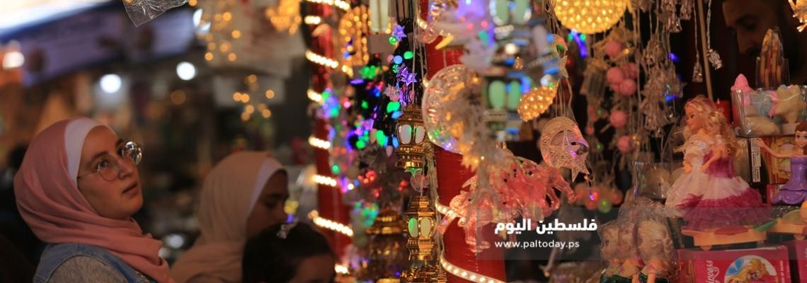  أسواق قطاع غزة تتزين استعدادًا لاستقبال شهر رمضان المبارك