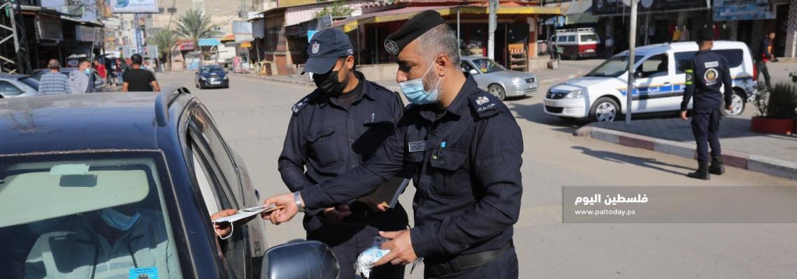 شرطة مرور الوسطى تنظم حملة بعنوان (من أجل سلامتكم) لتوعية السائقين بتجهيز مركباتهم لفصل الشتاء