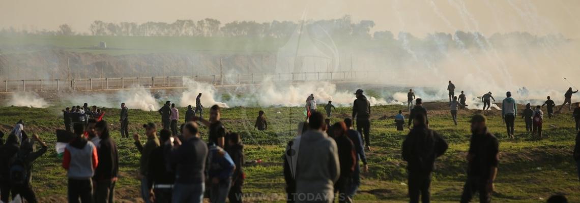 مواجهات عنيفة بين المواطنين والاحتلال شرق قطاع غزة في الجمعة الـ44 لمسيرة العودة