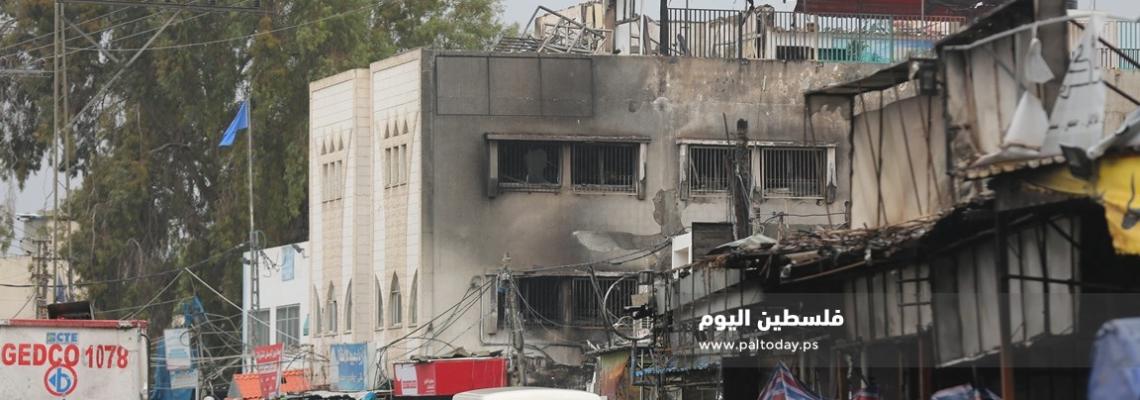 أثار صادمة للمحال التجارية والمركبات بعد حريق مخيم النصيرات