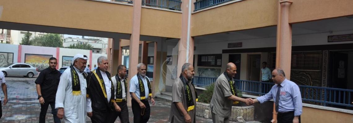 بالصور:وفد من الجهاد الاسلامي والرابطة الاسلامية يزور قاعة امتحانات الثانوية العامة بغزة