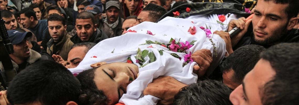 بالصور:الجهاد تُشيًع جثمان الشهيد الدحدوح إلى مقبرة الشهداء
