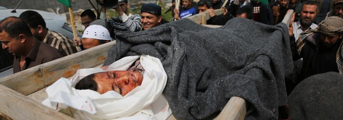بالصور :جنازة الشهيد الطفل ياسين ابو خوصة فى شمال قطاع غزة