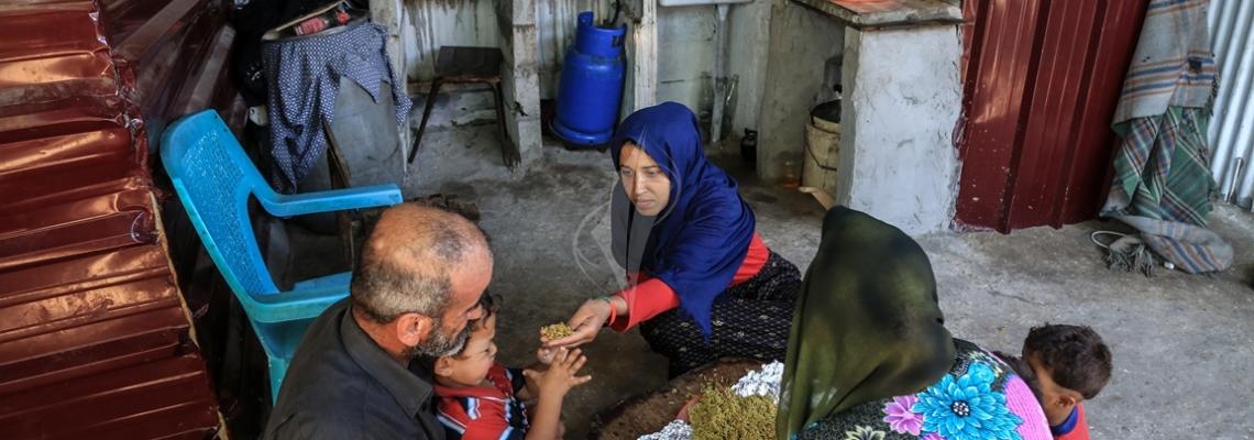 بالصور:عائلات من غزة تعيش اوضاعاً مأسوية في شهر رمضان المبارك