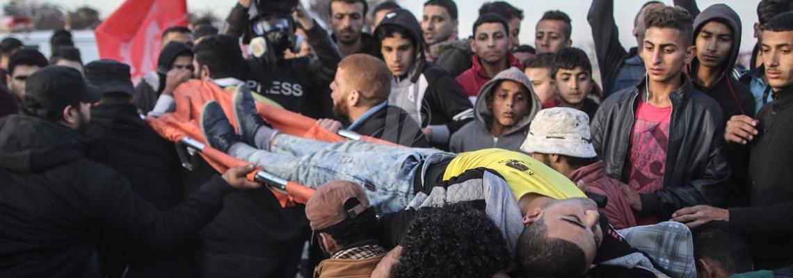 بالصور:استمرار المواجهات بين الشبان وقوات الاحتلال على حدود قطاع غزة لليوم الخامس على التوالي