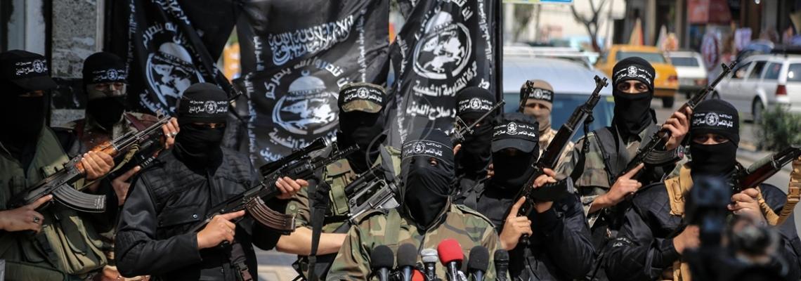 بالصور:كتائب الناصر صلاح الدين تعقد مؤتمراً صحفياً أمام برج الشوا حصري
