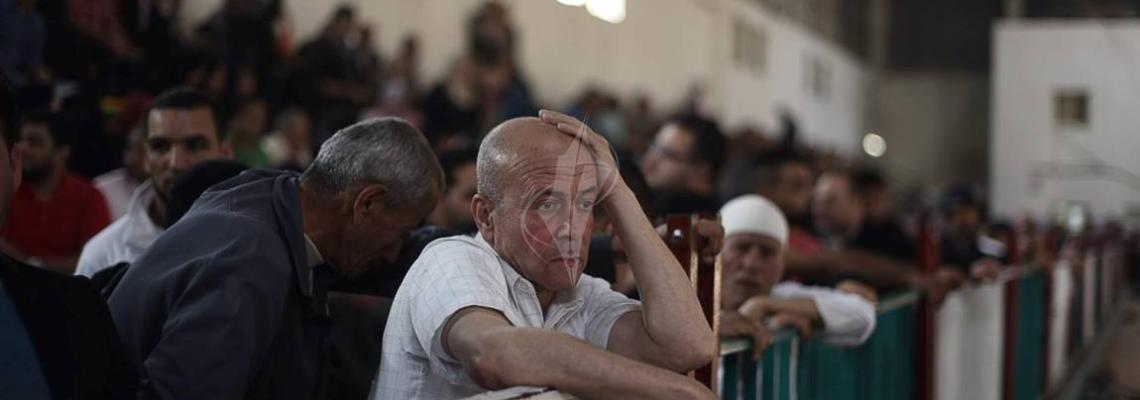 بالصور:معاناة الغزيين خلال مغادرتهم معبر رفح البري  لليوم الثاني على التوالي في كلا الاتجاهين