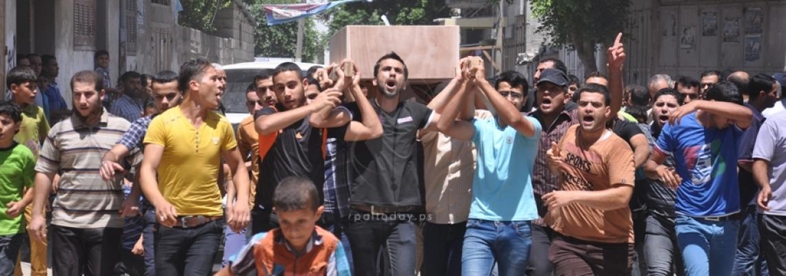 جماهير غفيرة تودع شهيدين من حى الشجاعية