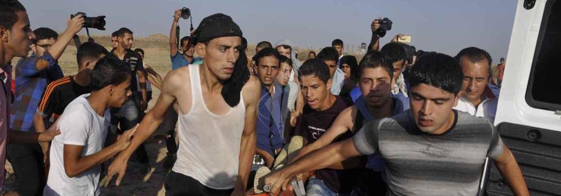 بالصور:عدد من الاصابات بالرصاص الحي والغاز في المواجهات شرق خانيونس