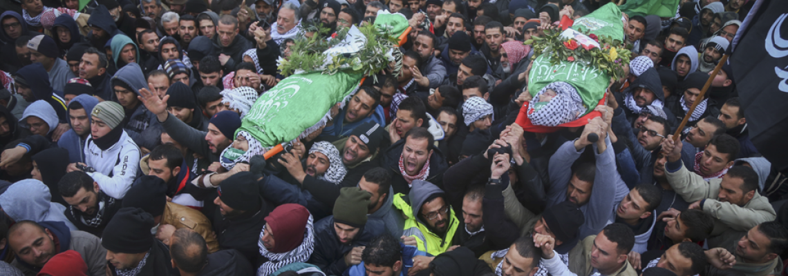 بالصور: تشييع جثماني الشهيدين أنس حامد و محمد عواد في بلدة سلواد تصوير بهاء نصر