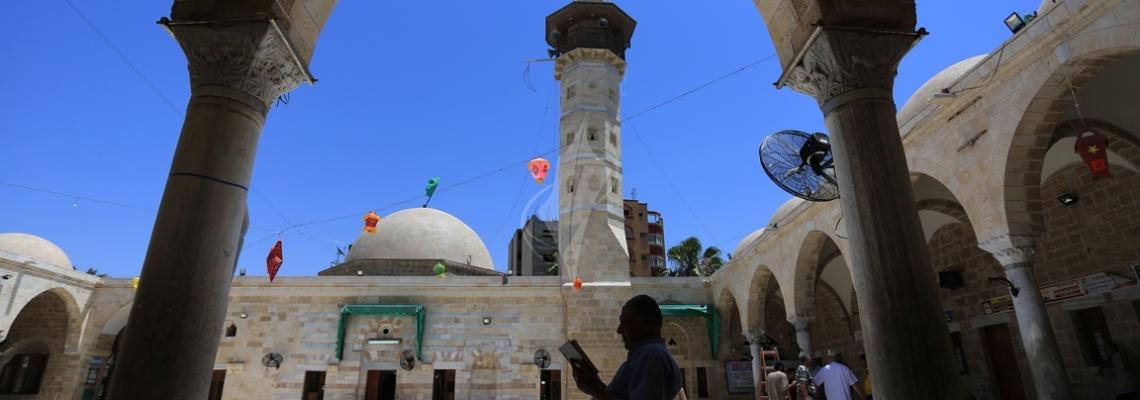 بالصور: الأجواء الإيمانية في مسجد السيد هاشم في ثالث أيام شهر رمضان