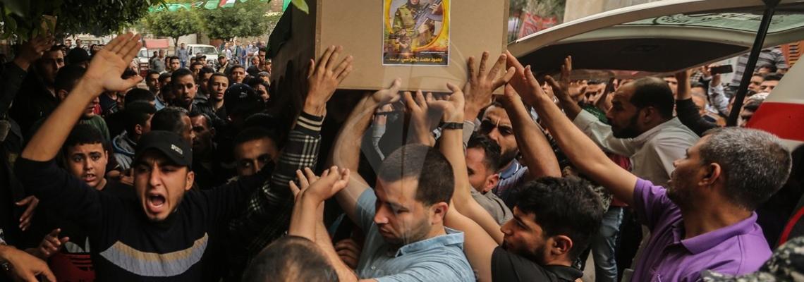 جماهير غفيرة تشيع جثامين شهداء القسام الستة الذين ارتقوا في منطقة الزوايدة