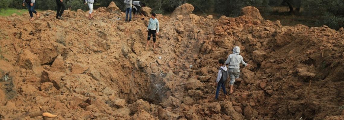 عدسة "فلسطين اليوم" ترصد قصف الاحتلال لمناطق متفرقة في القطاع