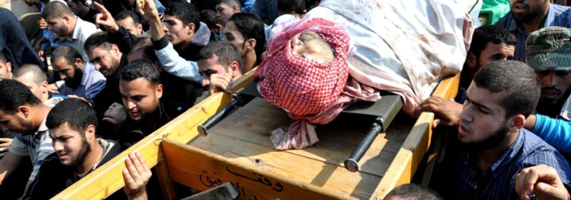 جماهير غفيرة تشارك فى تشييع جثمان القائد الجعبرى بغزة