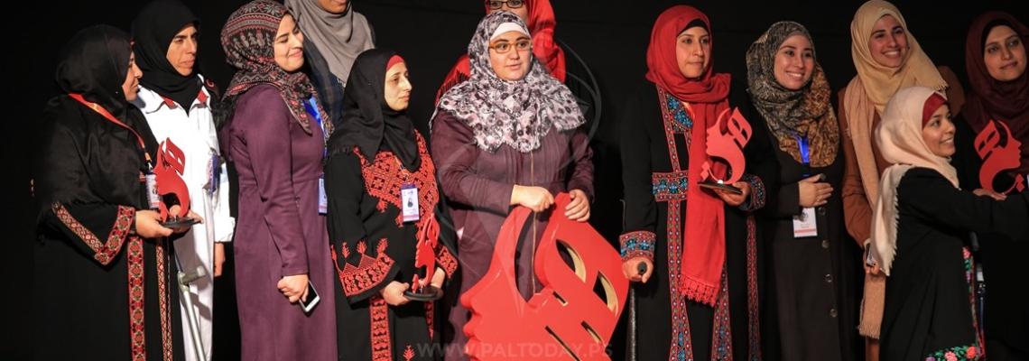 اللجنة الدولية للصليب الأحمر تفرد منصة لملهمات لبعثة رسائل من غزة