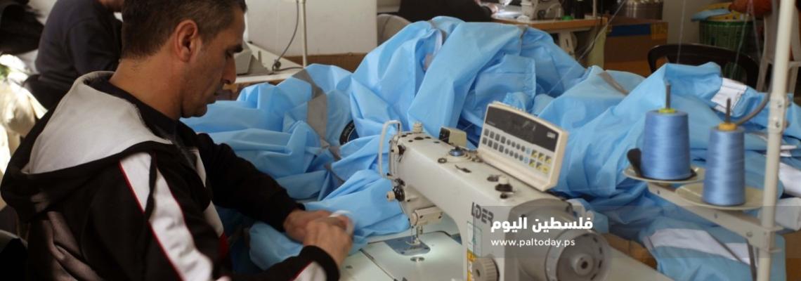  مصنع سوبر تكس في الخليل يبدأ في انتاج ملابس واقية للفيروسات