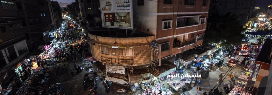 أسواق قطاع غزة تشهد حركة نشطة قبل "إغلاق كورونا " 