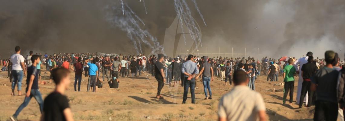 الفلسطينيون يشاركون في جمعة الوفاء لأطفالنا الشهداء