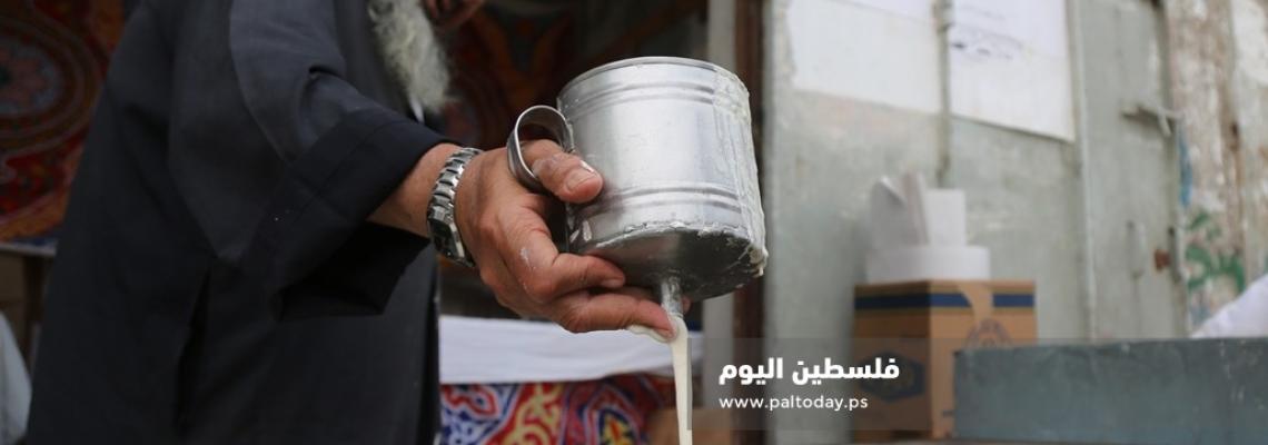 القطايف زينة المائدة الرمضانية في غزة