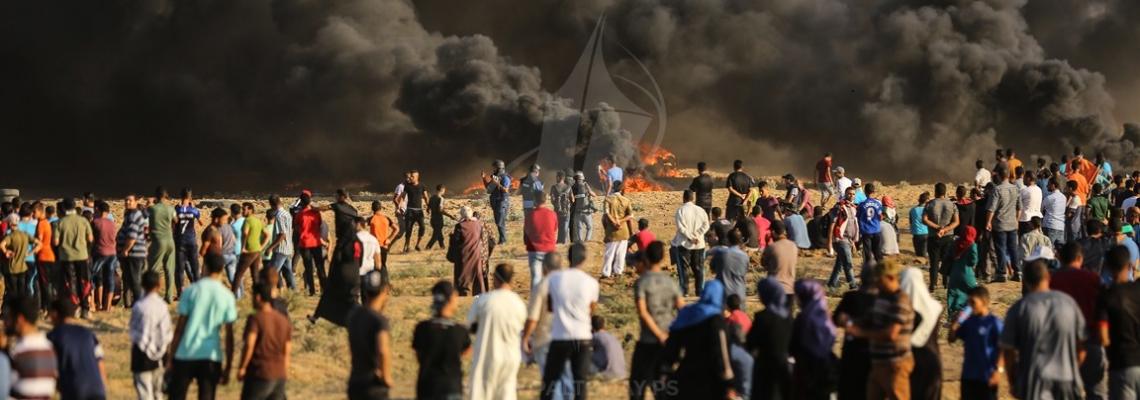 جماهير غفير تشارك في الجمعة ال21 من مسيرة العودة وكسر الحصار شرق قطاع غزة