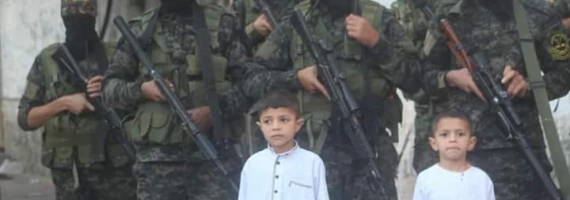  سرايا القدس تشارك المواطنين فرحة العيد المبارك