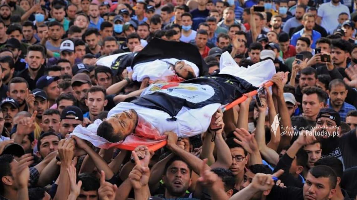 بالصور: جماهير غفيرة تشييع جثامين شهداء سرايا القدس بمدينة غزة