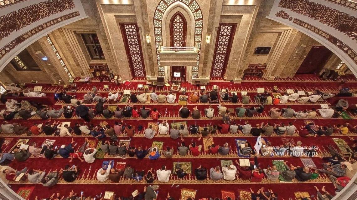 قيام ليلة 27 من شهر رمضان المبارك، في مسجد العودة بمحافظة رفح جنوبي قطاع غزة.