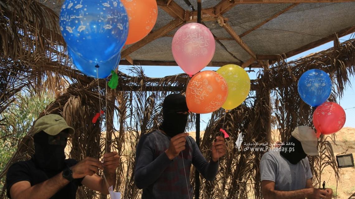 وحدة برق الجهادية تطلق مئات البالونات نحو المستوطنات وتؤكد القدس خط أحمر