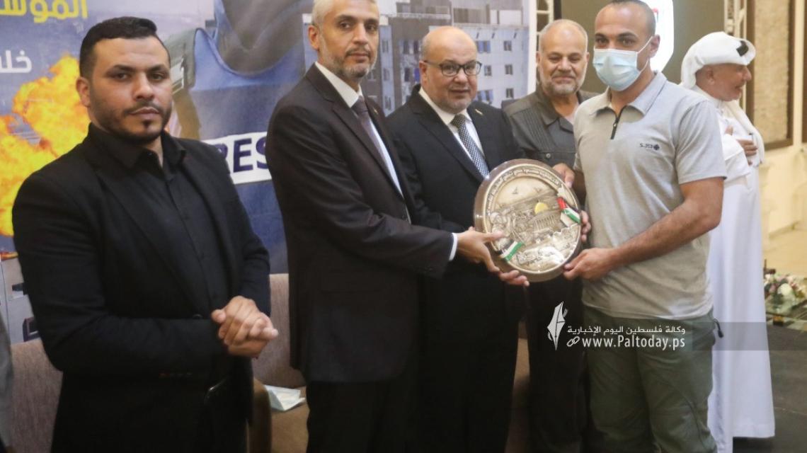 بالصور غزة: "الإعلام" تكّرم المؤسسات والطواقم الصحفية المستهدفة بالعدوان